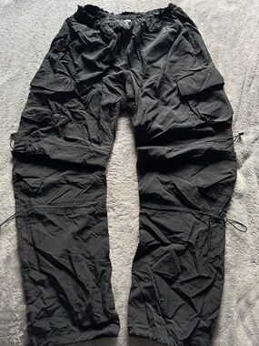 Garage Black Parachute / Cargo Pants Size Medium